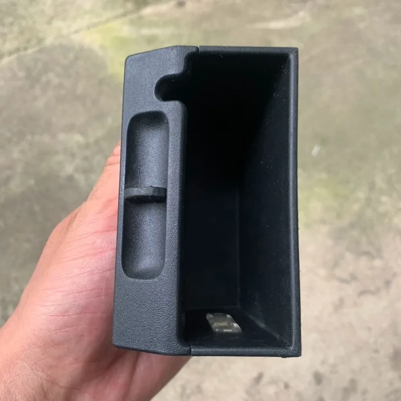 For 05-14 Ford Focus Central Control Panel Ashtray 1pcs