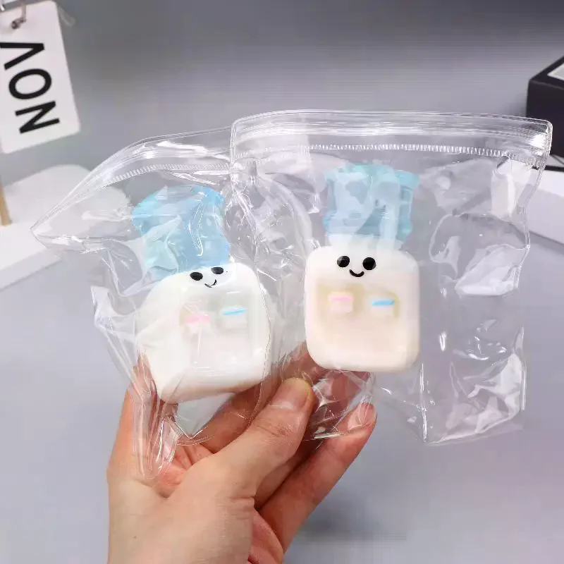 Distributeur d'eau créatif à presser, jouet amusant à rebond lent, anti-Stress, Halloween, noël, cadeaux pour enfants et adultes