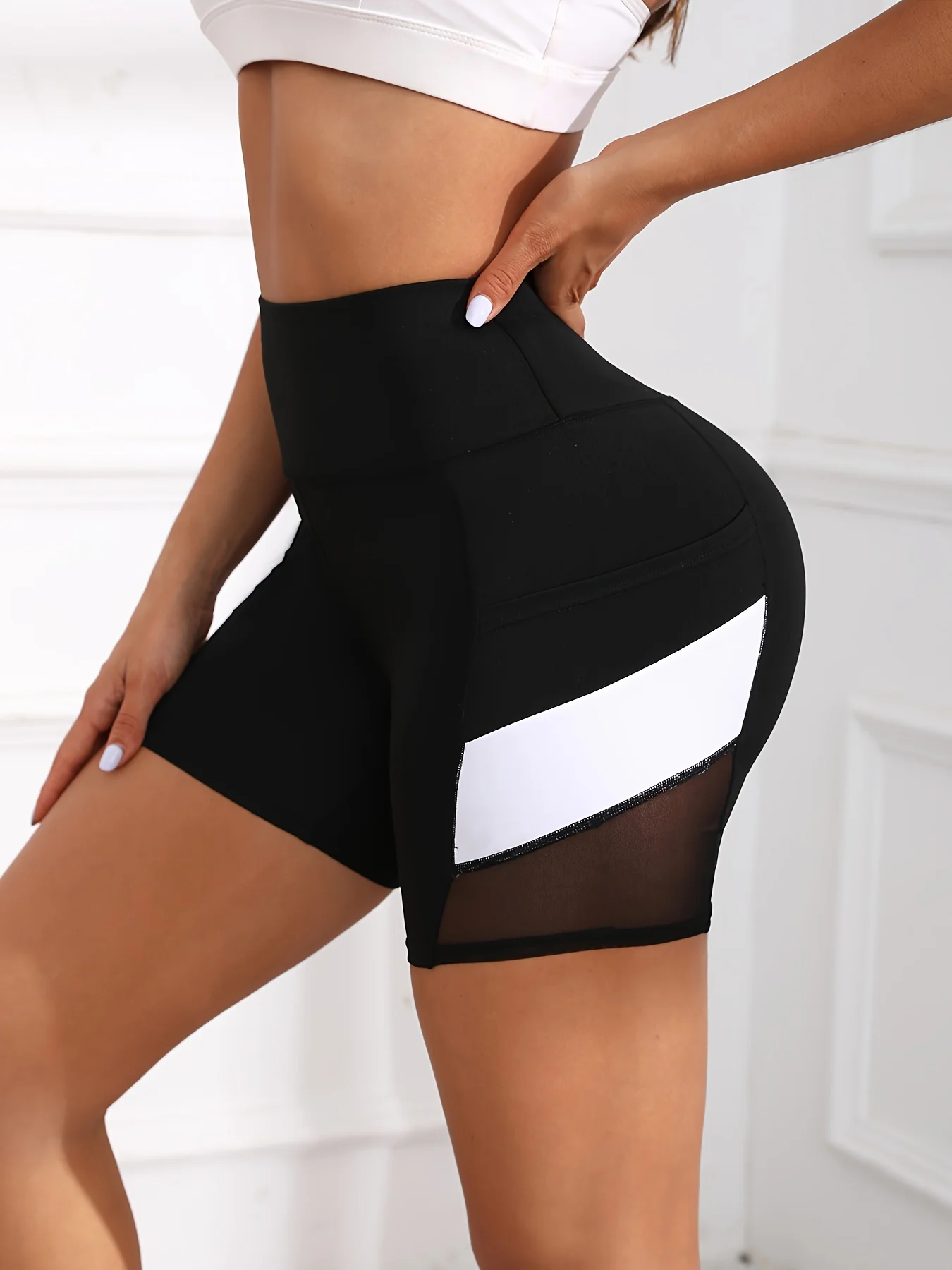 Women's Workout Shorts Ora Mesh — High Waist