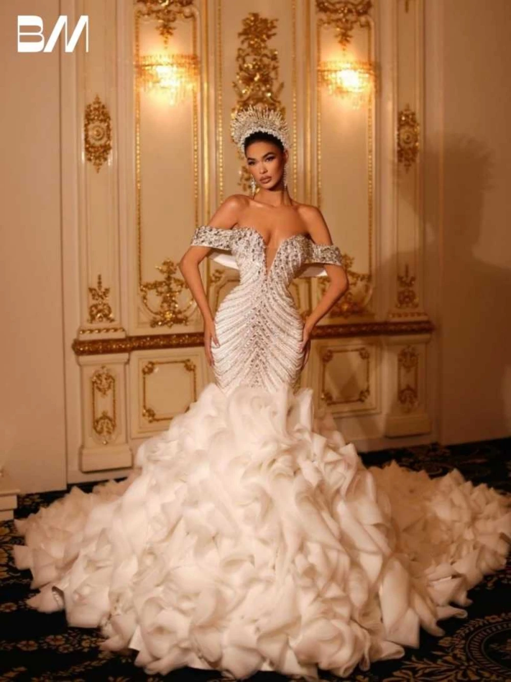 Luxurious Crystals Princess Wedding Dress Stunning Mermaid Ruffles Delicate Off the Shoulder Sweet Chic Bridal Gown Customized