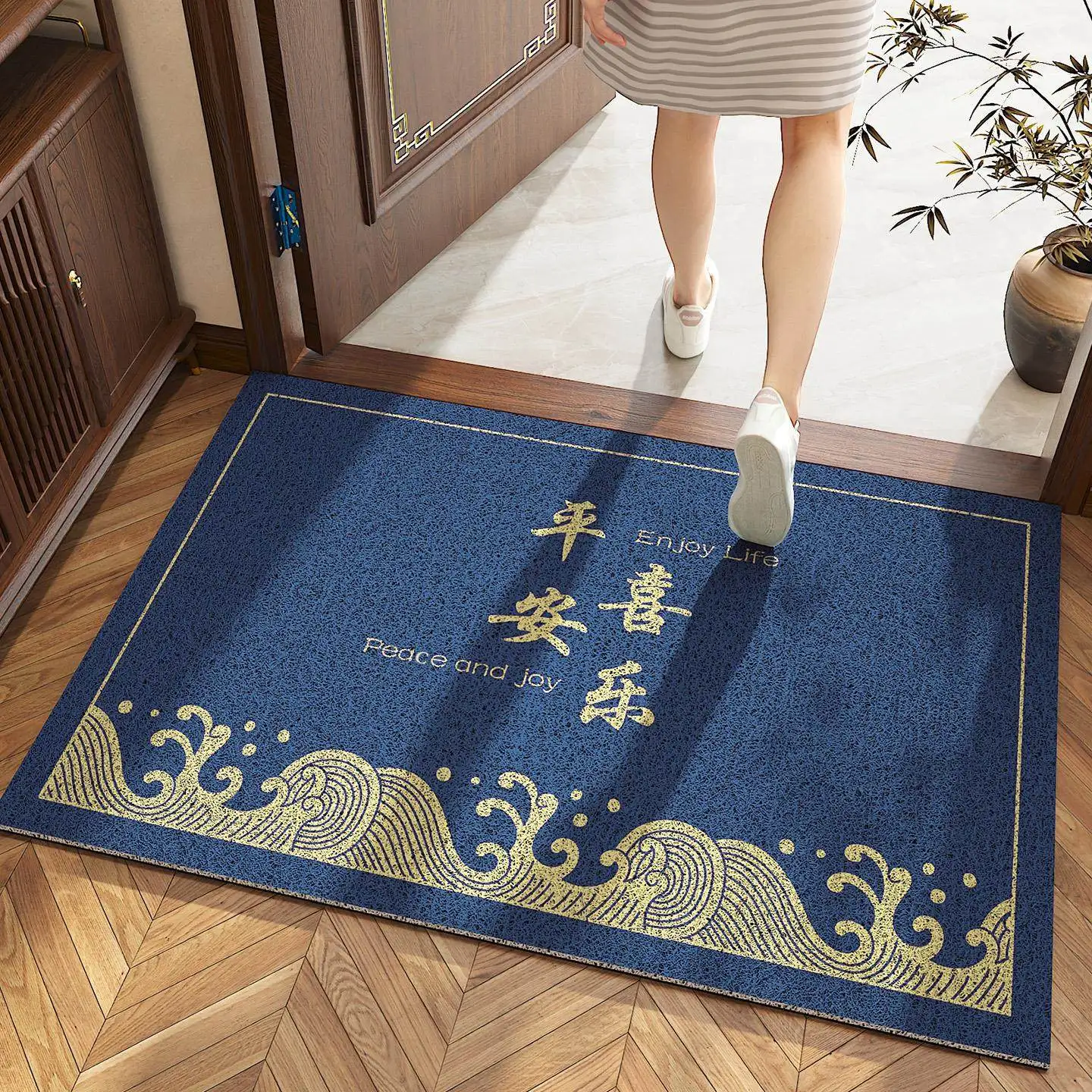 

Blue Thickened Entrance Mat Feng Shui Mysticism Door Mat Indoor Outdoor Use Luxury Feel Silk Circle Area Rug Home Decor