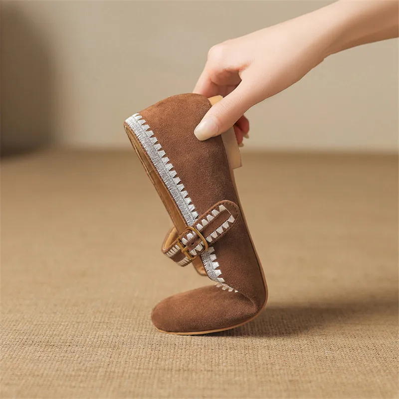 

New Spring/summer Sheep Suede Women Shoes Round Toe Shoes for Women Fashion Embroidery Low Heel Mary Janes Shoes Handmade Female