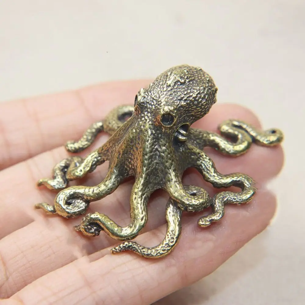 Creative Octopus Model Ornament Brass Octopus Sculpture Tea Pets Desk Ornament Accessories