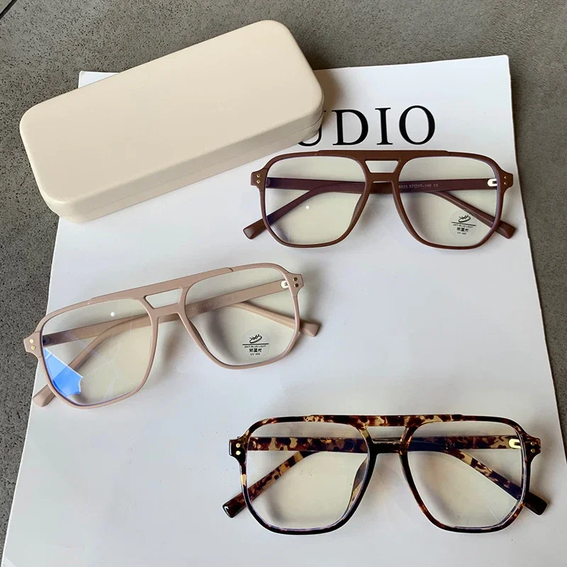 Retro Fashion Anti-blue Light Glasses Men Women Transparent Computer Glasses Frame Eyeglass Frame Flat Glasses Square Eyeglasse