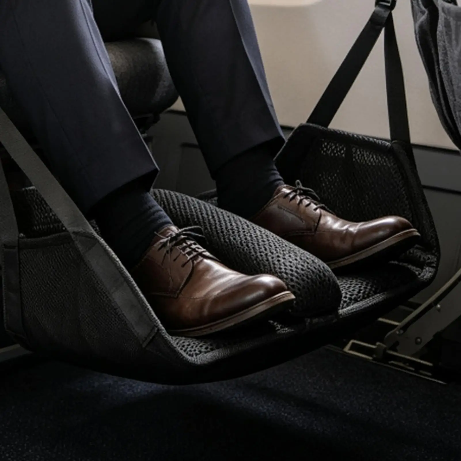 Airplane Foot Hammock Airline Foot Rest Airplane travel floor mat adjustable foot hammock travel resting foot hammock