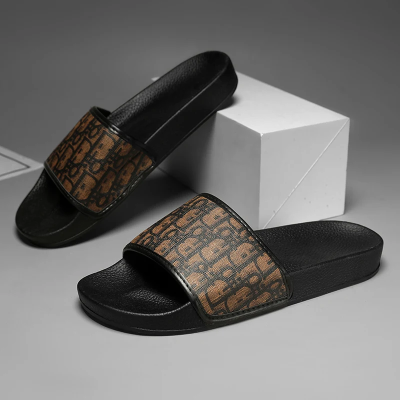 Outdoor Sandals Clogs Beach Slippers Summer Men Fashion Slippers Indoor Home Slides Bathroom Shoes Comfortable Soft Flip Flops image 4