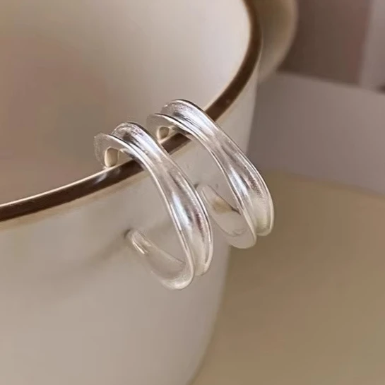 

PONYKISS стерлингового серебра 925 пробы минималистичные нерегулярные круглые серьги-гвоздики для женщин модные изящные ювелирные изделия индивидуальные аксессуары