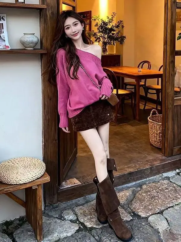 

Faionable Korean Sle Knitted Sweater And ort Skirt Two Piece Set for Women Spring Design Sensation Celebri Outfit