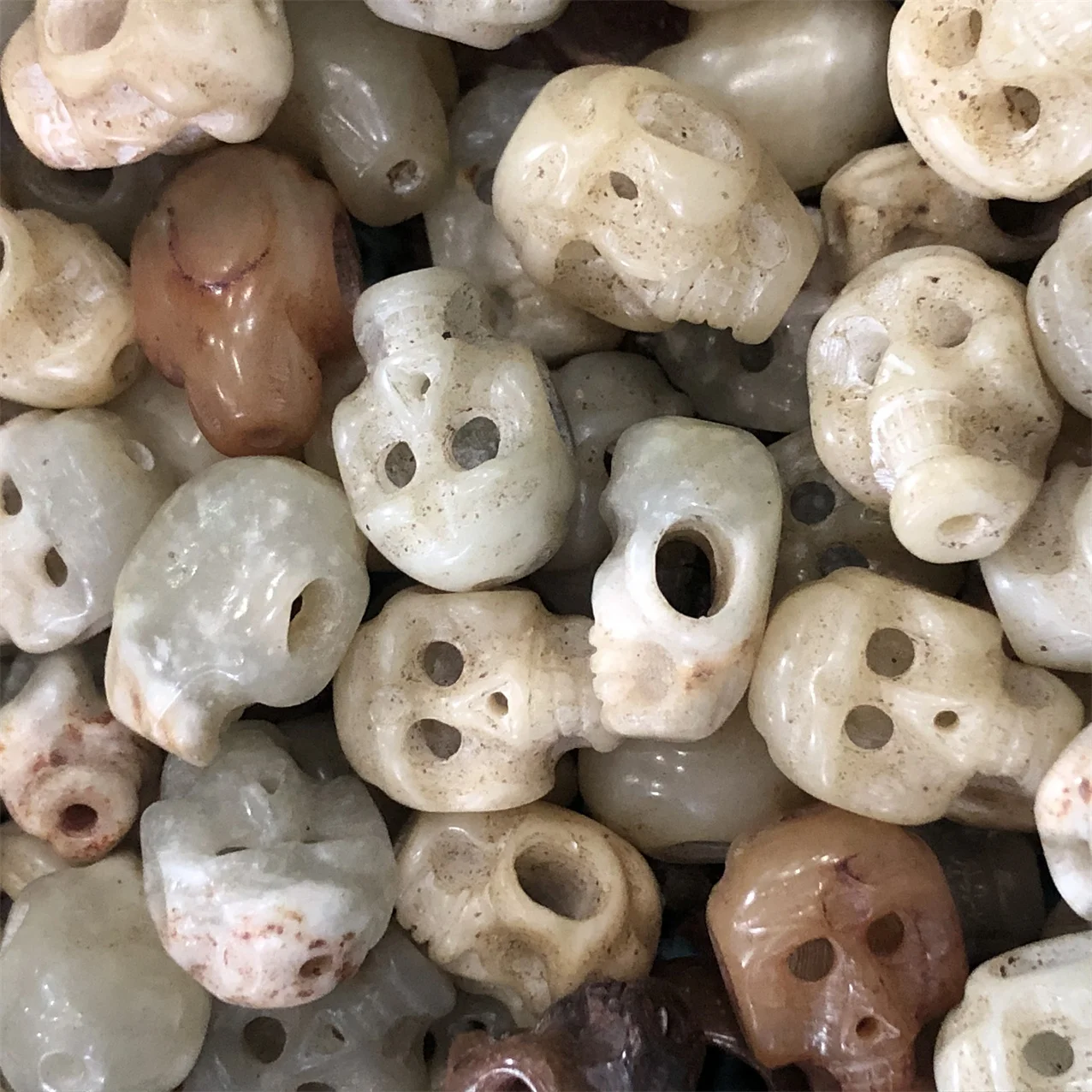 1pcs/lot Bijoux charms abalorios jewelry making natural Qinghai jade skull DIY accessories vintage jewelry gemstone beads Unisex