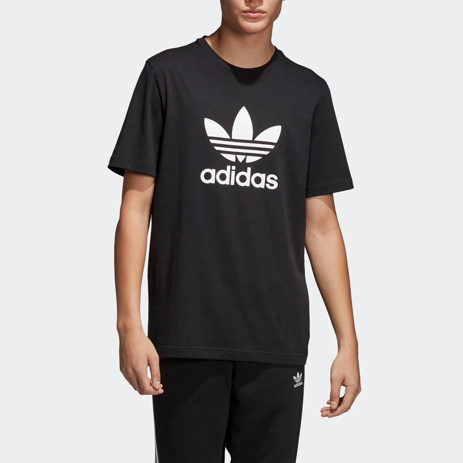 t-shirt-a-manches-courtes-decontracte-et-sportif-pour-hommes-adidas-clover-authentique-cw0709