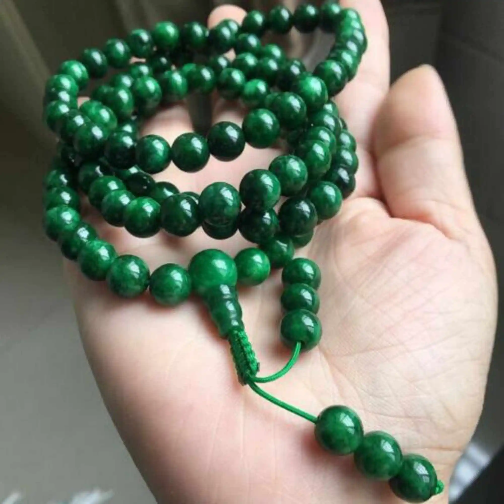 6mm 108 Natural Green jade beads Gemstone bracelet Pray yoga Health Relief Unisex Mala Trendy Women Energy Prayer