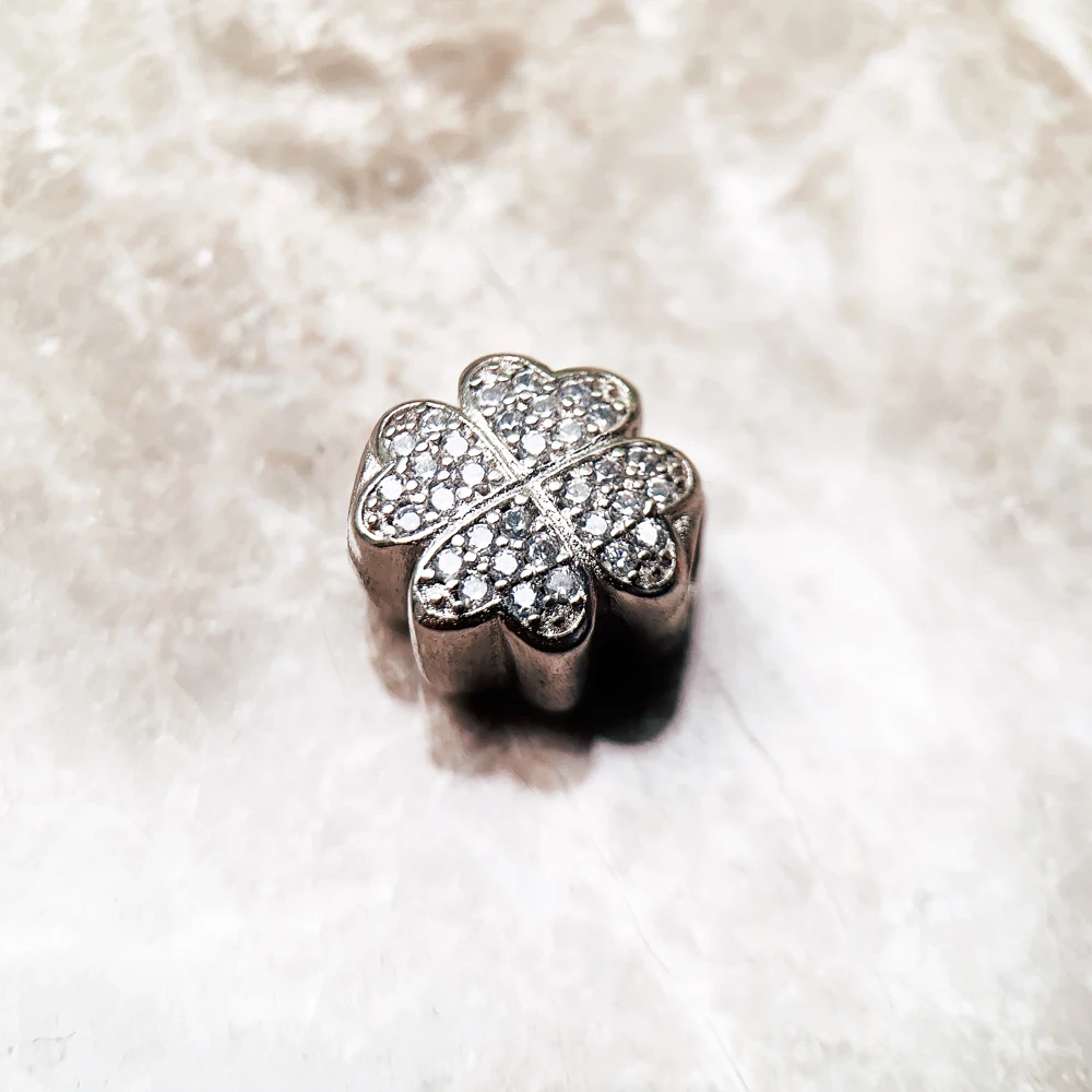 Koraliki Biały Kamień Koniczyna Nowy 925 Sterling Silver Charms Europa Szczęśliwa Biżuteria Akcesoria Prezent Dla Kobiet Mężczyzn — zdjęcie 5