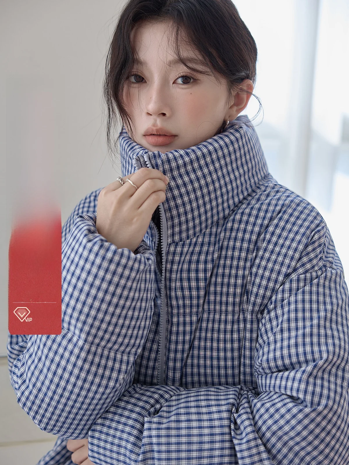 

Blue Plaid Women's down Jaet 2025 Winter New Sle Versatile Warm White Du Feather HUIXI Commute Sle Korean Version