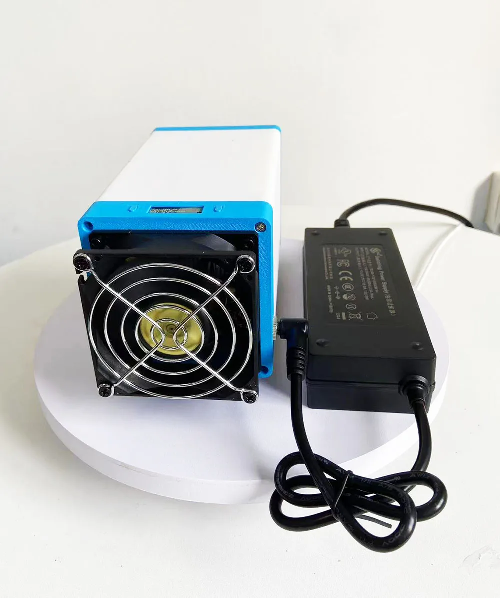 

Bitcoin Merch - Bitcoin Miner Bitaxe hex 303, 3,5TH/s