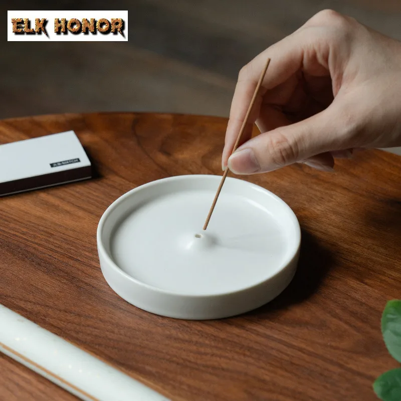 الخزف الأبيض طبق مستدير حامل البخور البخور شلال البخور المعلقات كوزكرات مبخرة عناصر الشاي لوازم الحلي هدية