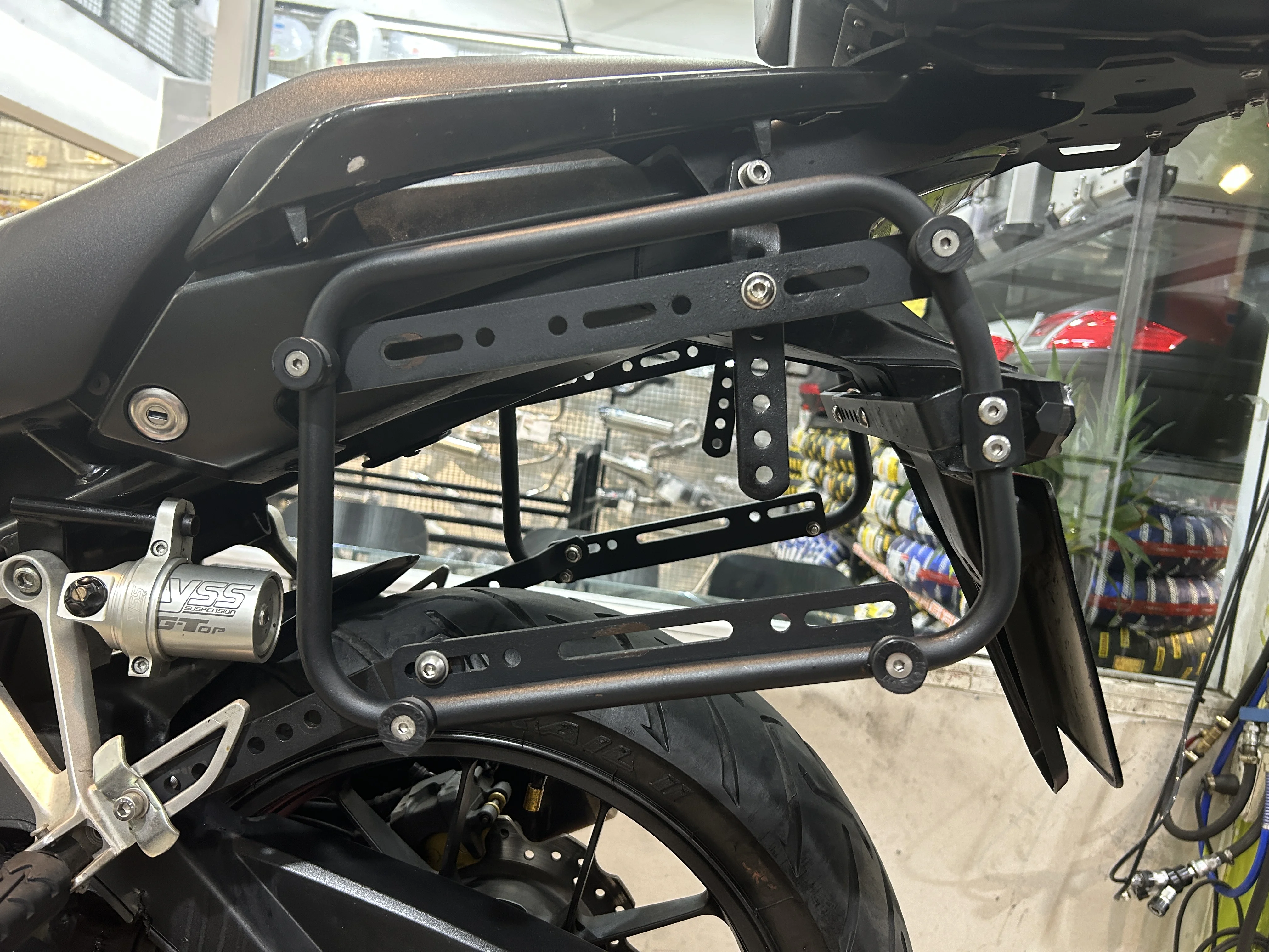 Motorcycle Universal Aluminum Alloy Side Box 35L with Side Box Bracket DIY Quick Detachable Safety Lock for Honda