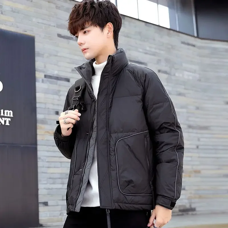 

Мужская мода с воротником-стойкой, утепленная теплая верхняя одежда, повседневная однотонная трендовая куртка большого размера, зимняя новая мужская короткая куртка-пуховик
