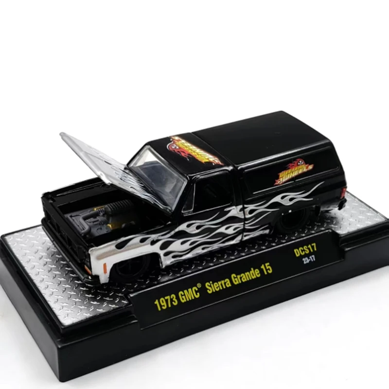 

Литой под давлением масштаб 1:64 1973 GMC Sierra Grande 15, имитация модели автомобиля из сплава, коллекция игрушек, подарков, сувениров