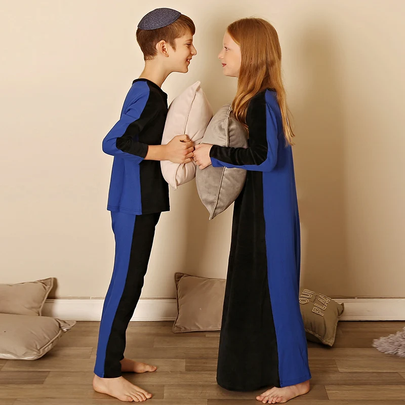 

8-18Y Teen Fashion Sleepwear Boys Pajamas Set Fall Winter Velour Family Matching Clothing Girls Long Nightgown Robe Maxi Dress