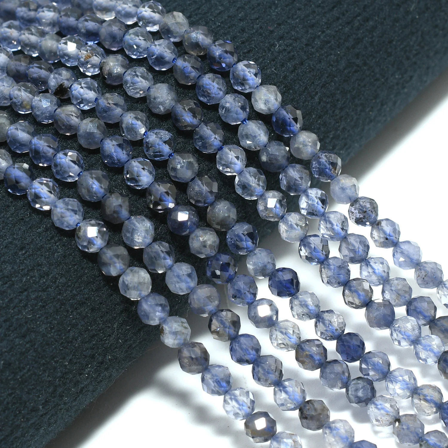 Natural Lighter - Medium Color Iolite / Cordierite / Dichroite Faceted Round Beads 3.5mm