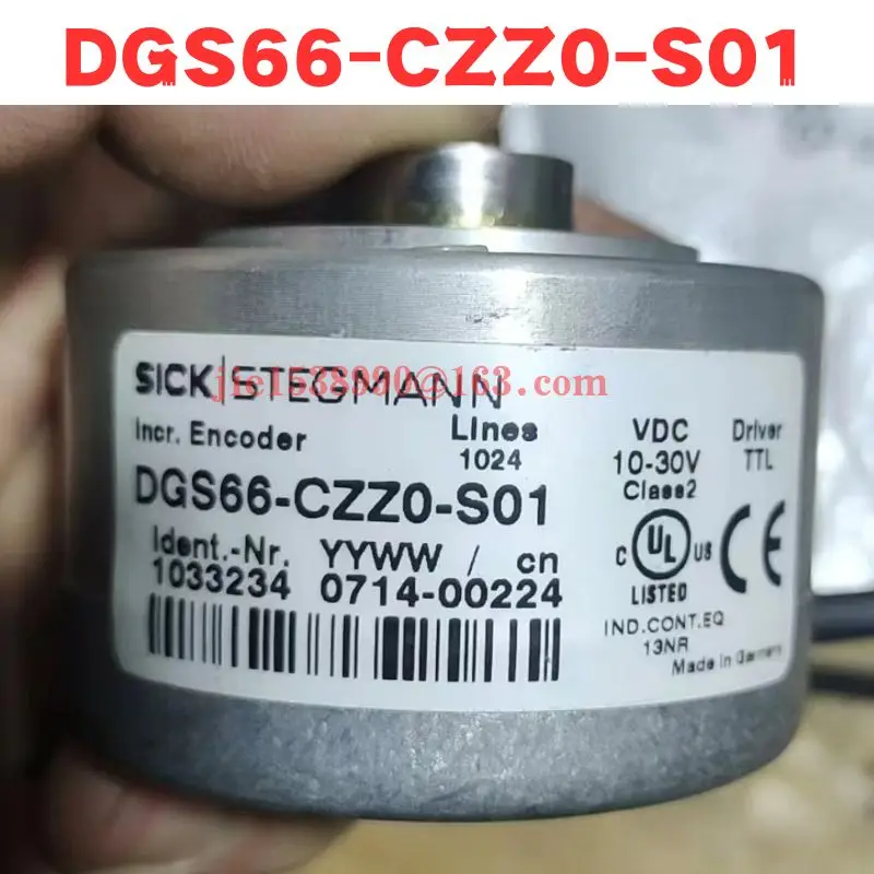 

Used Encoder DGS66-CZZ0-S01 DGS66 CZZ0 S01 Normal Function Tested OK