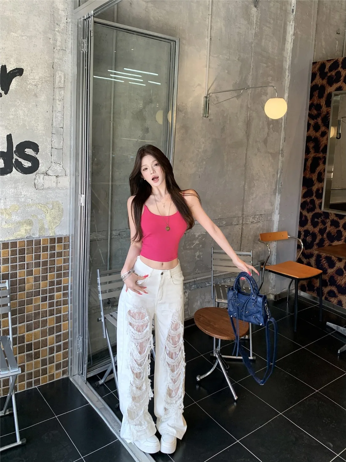 

Low Waist Straight Leg Jeans Women's White Casual Torn Hole Personality Spring 2026 New Loose Slimming Floor-Length Pants