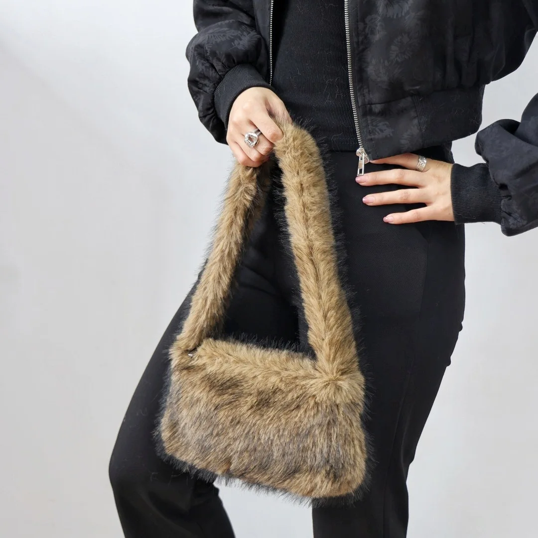 Herbst-Winter Plüsch-Handtasche Kleine Quadratische Schultertasche Kunstfell-Umhängetasche Accessoire – Detail 18