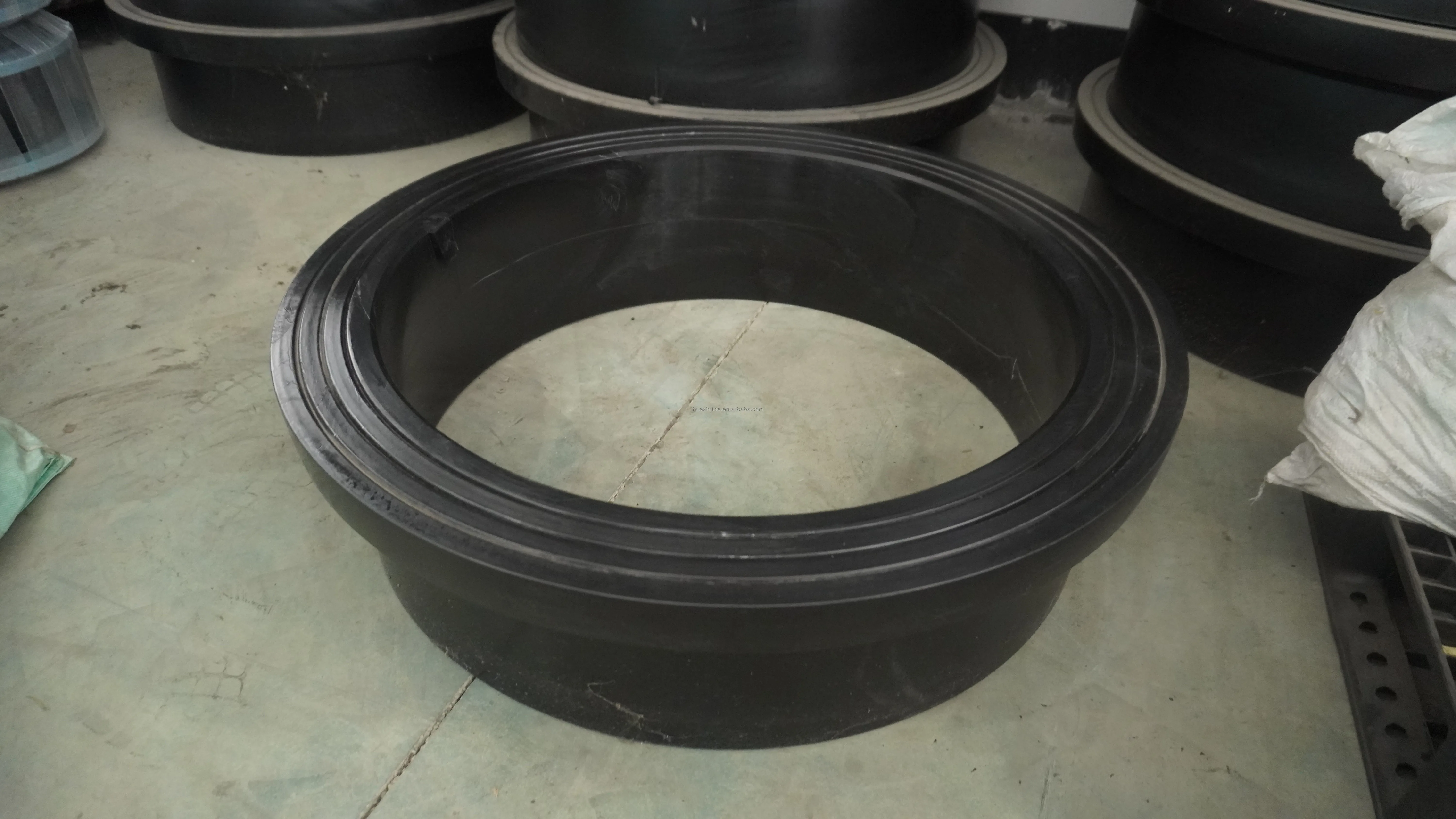 بعقب الانصهار عالية الجودة HDPE تجهيزات أنابيب 800 مللي متر SDR17 شفة لإمدادات المياه PE100 1.0Mpa PN10 FL800 DN800 #2