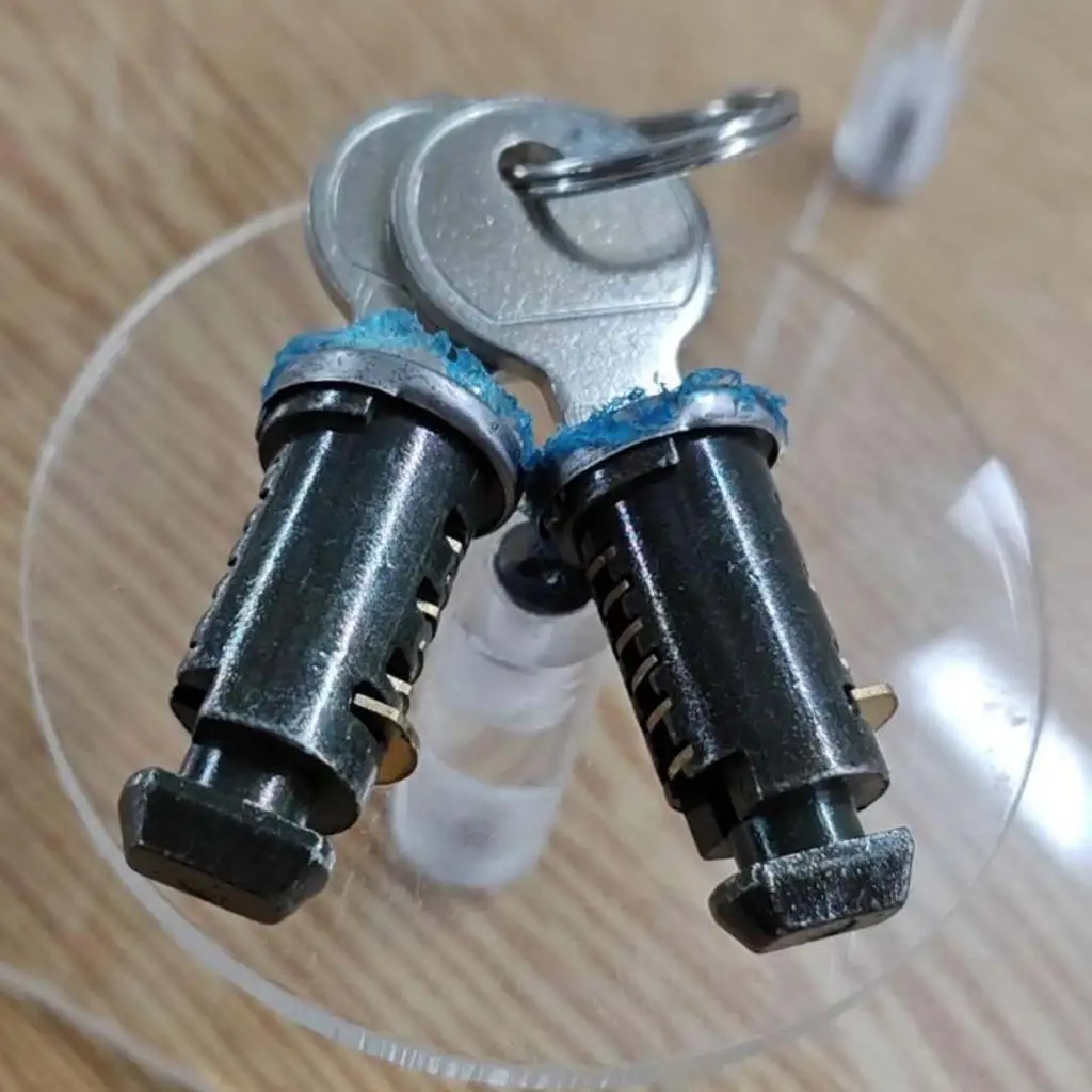 Cross Bars Locks and Keys Accessory Parts Lock Cores Roof Rack Locks for Car Rack Vehicles SUV Roof Racks Crossbar System