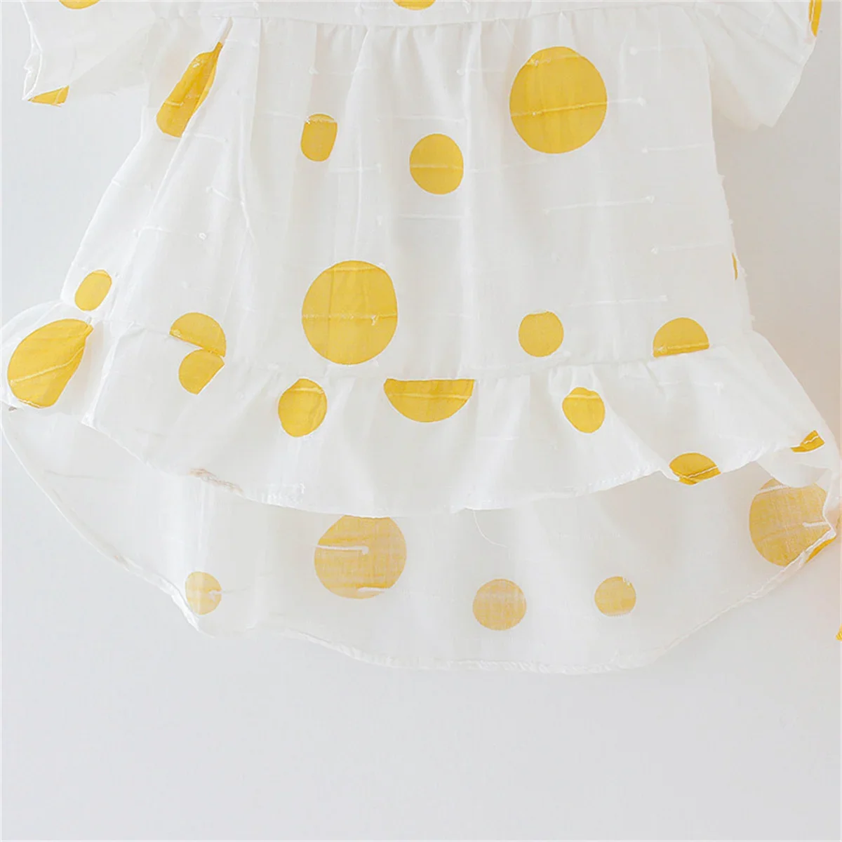 Summer New Baby Girls Two-Piece Set Of Polka Dot Small Flying Sleeve Bloomers Round Neck Sweet Suit Short Sleeve + Pants