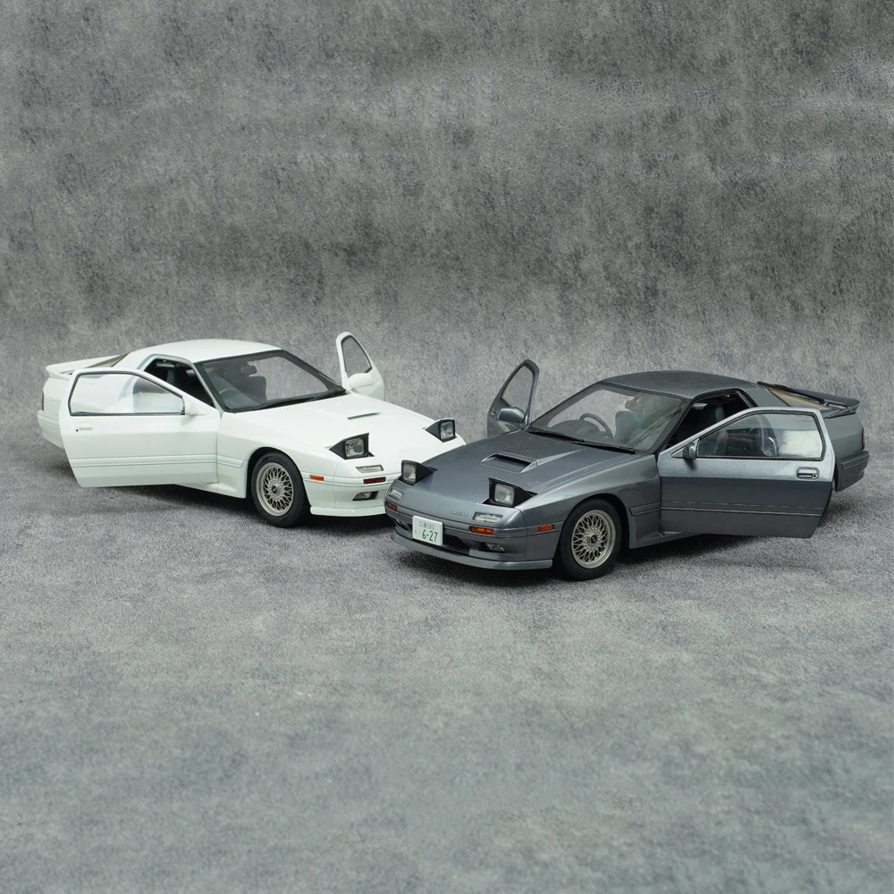 WHELART 1:18 modèle de voiture entièrement ouvert en alliage RX7 FC3S exclusif pour la Collection d'exposition HEC de pékin