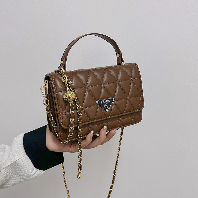 

Chic Women Hobo Bag Multifunctional Shoulder Handbag Elegant Lightweight For Professional Settings And Casual Use