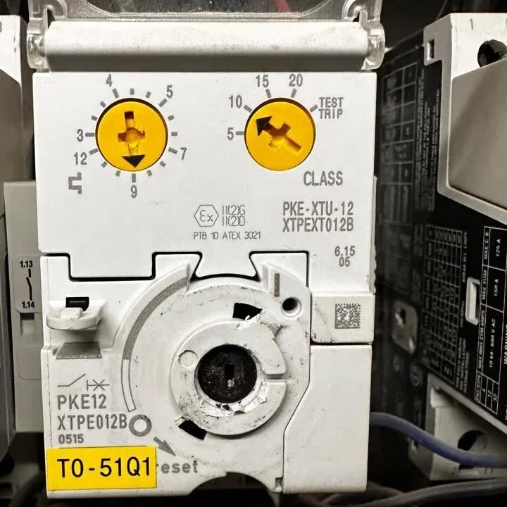 

High quality E A TON PKZM0-16-EA 10-16A Motor Protection Circuit Breaker Original