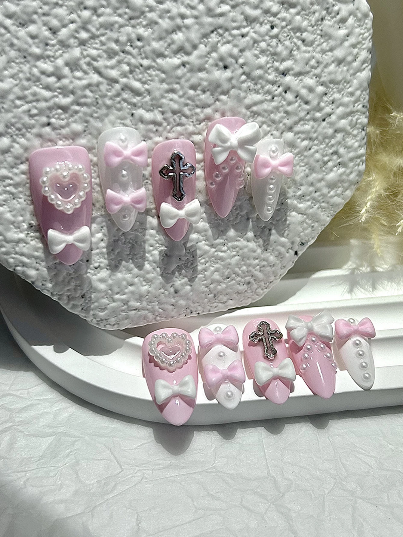 10 قطع Y2K التوابل عقدة شعر للفتيات اللؤلؤ لطيف الوردي الأبيض اليدوية الصحافة على الأظافر القلب الصليب يامي Kawaii الفن الأظافر وهمية