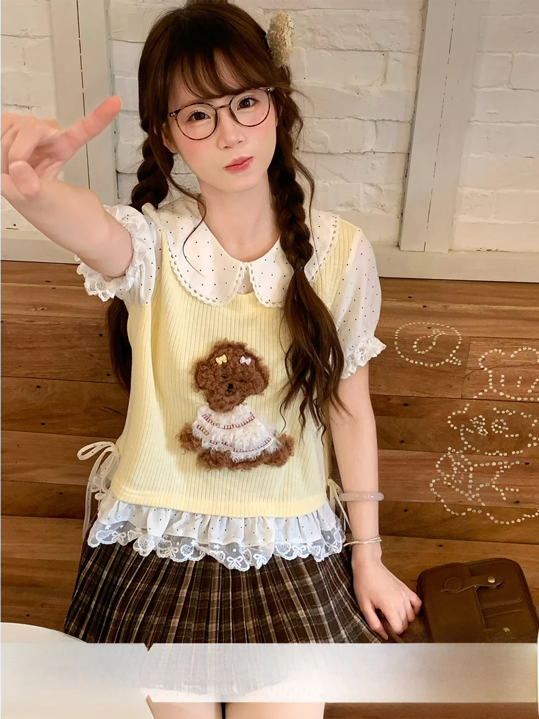 

Sweet Cheese Velvet Short Sleeve Dress with Dog Patch Embroidery And Plaid Skirt Cute Style Fashion Set for Women Summer Spring