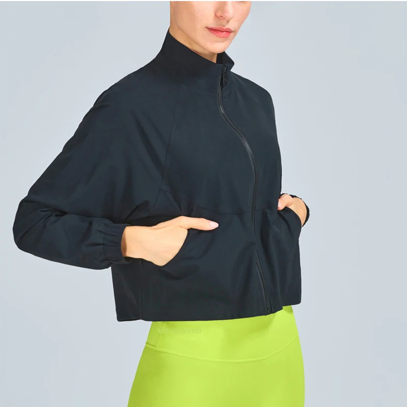 VITALINOVO Sportliche Trainingsjacke für Damen, UPF 50+, langärmelig, Sonnenschutz, leichte Hemden, kurze Jacken mit Reißverschluss, Laufen – Detail 3