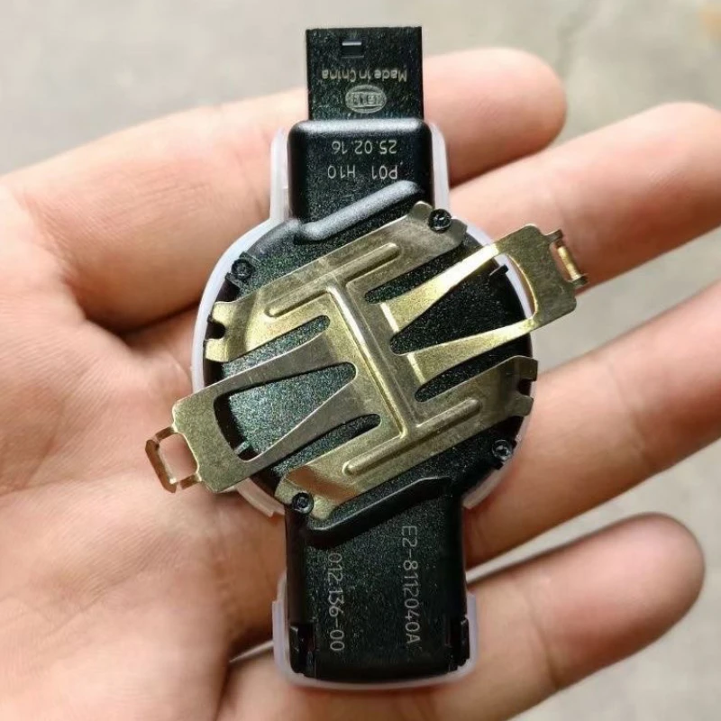 

Original Geely Borui 2015-2023 Rain Sensor Assembly - OEM Quality High Sensitivity Auto Wiper Control, Plug & Play Installation