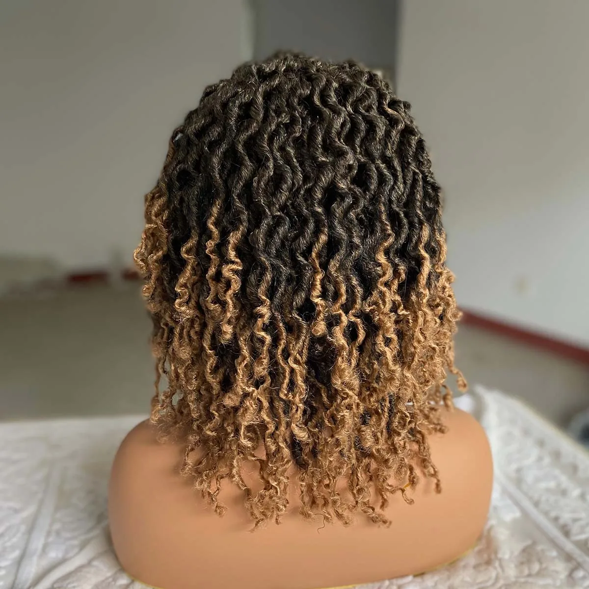 Faux Locs Dreadlock Wigs For Black Women Short Goddess Twist Locs Wig Brown Highlight Color Afro Braided Wigs Synthetic Hair