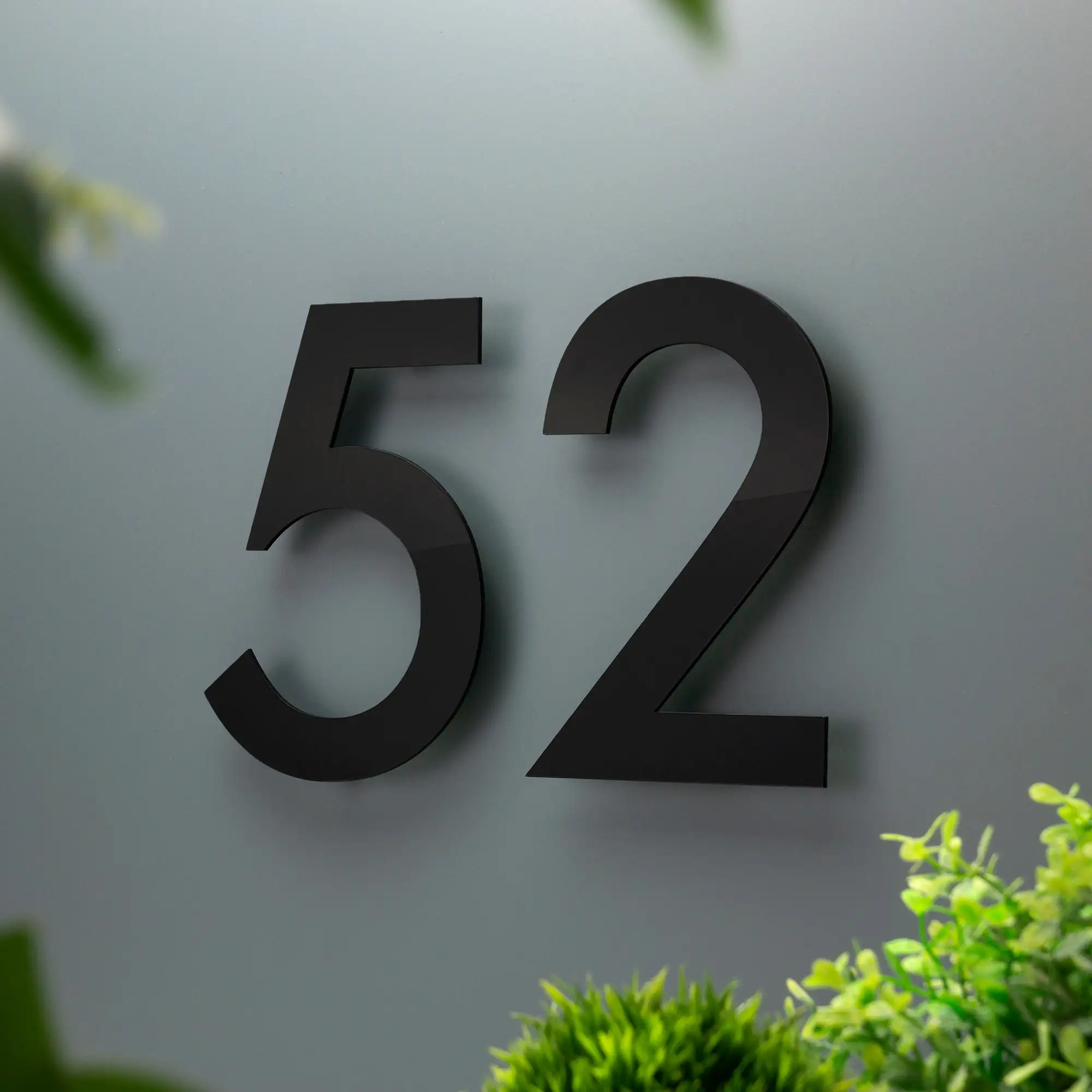 

Custom Modern House Numbers Letters Large Glossy Address Numbers Black Mirror Acrylic Anti-ultraviolet House Sign