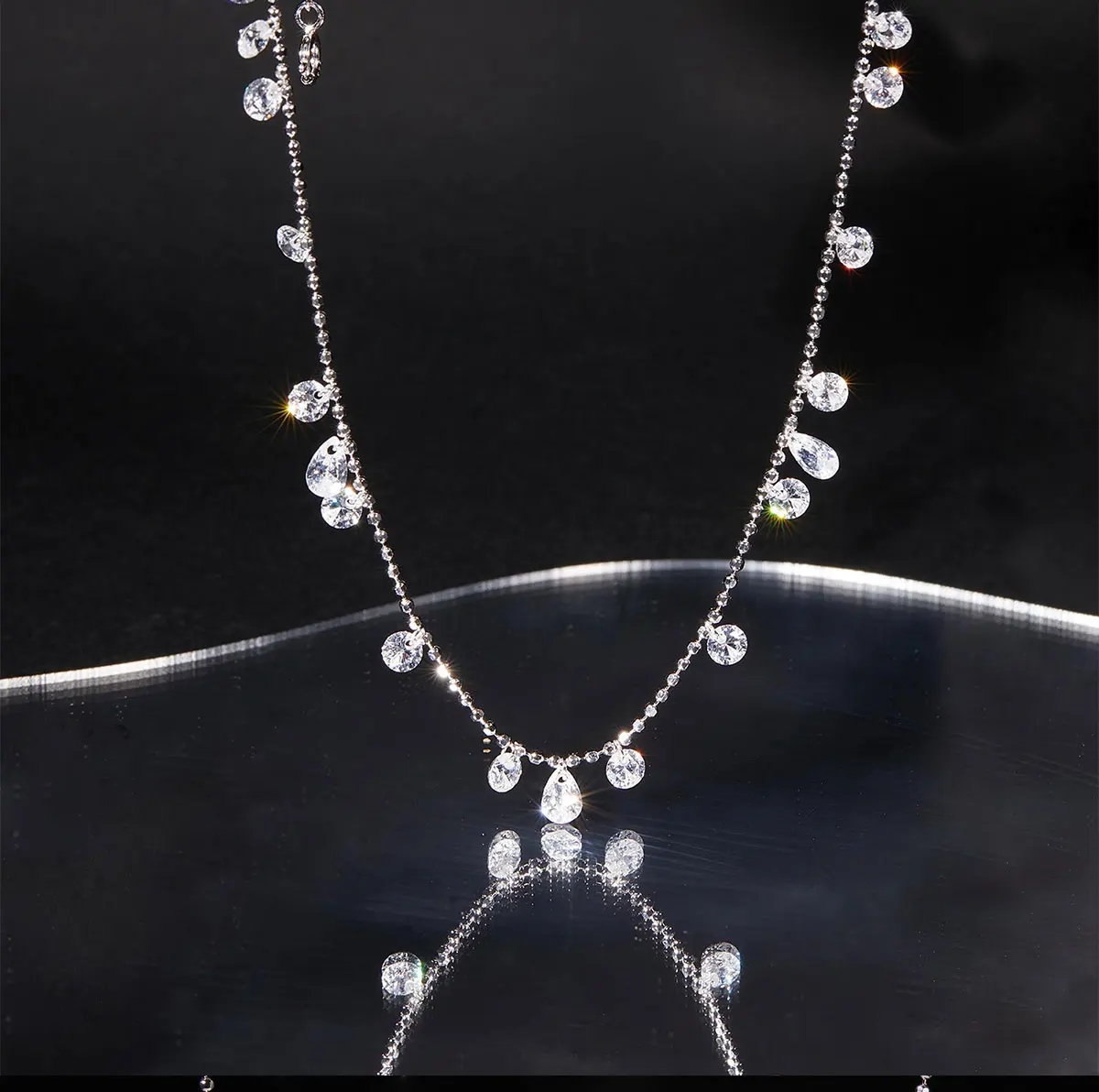 

LESHORE 2025 New Arrival Sterling Silver Water Drop Necklace for Women | Light Luxury Minimalist Summer Trendy Couple Jewelry