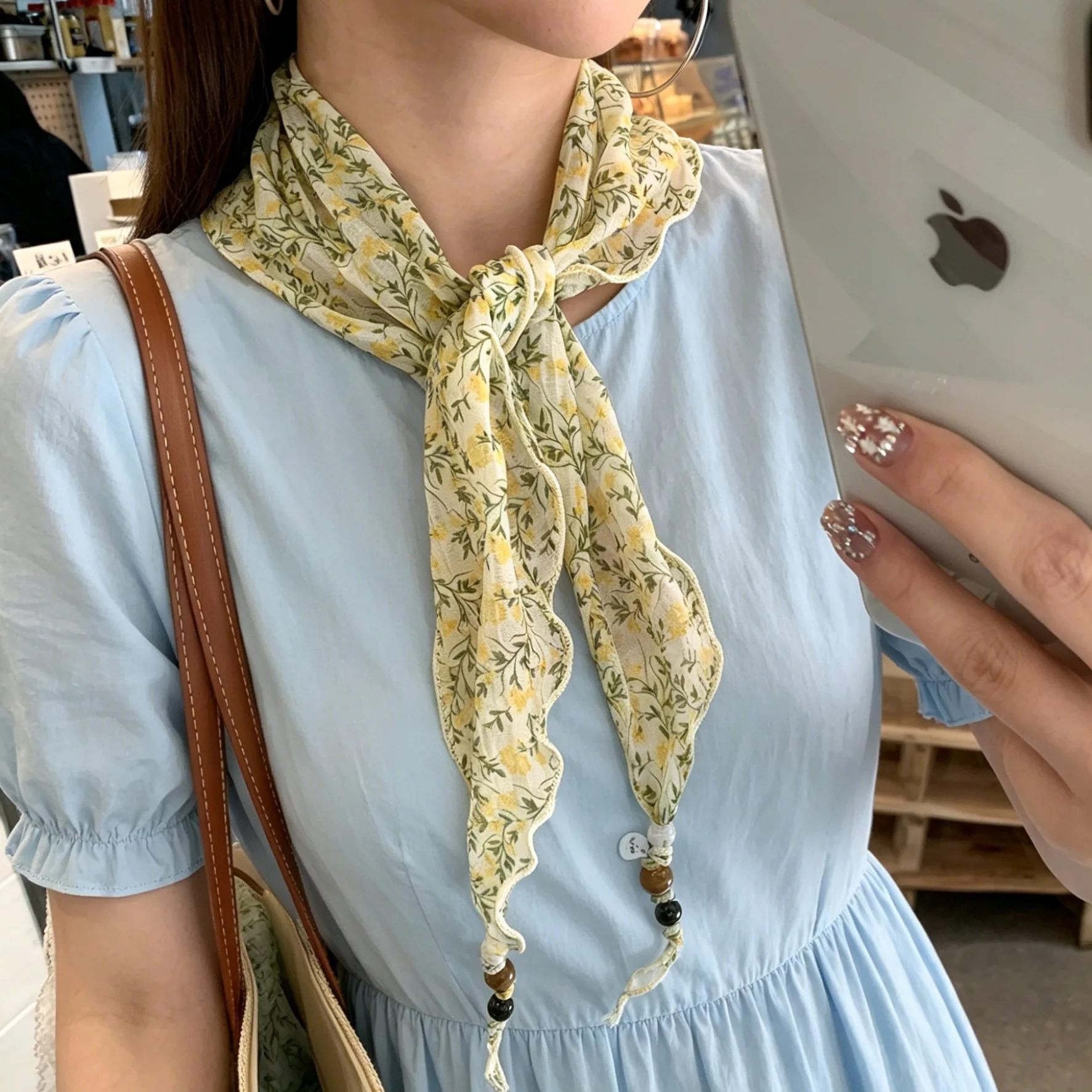 Korean-style Fresh and Delicate Floral Print Triangle Scarf, Lightweight, Flowing Artistic Neck-Tie Style, Small Scarf Accessory