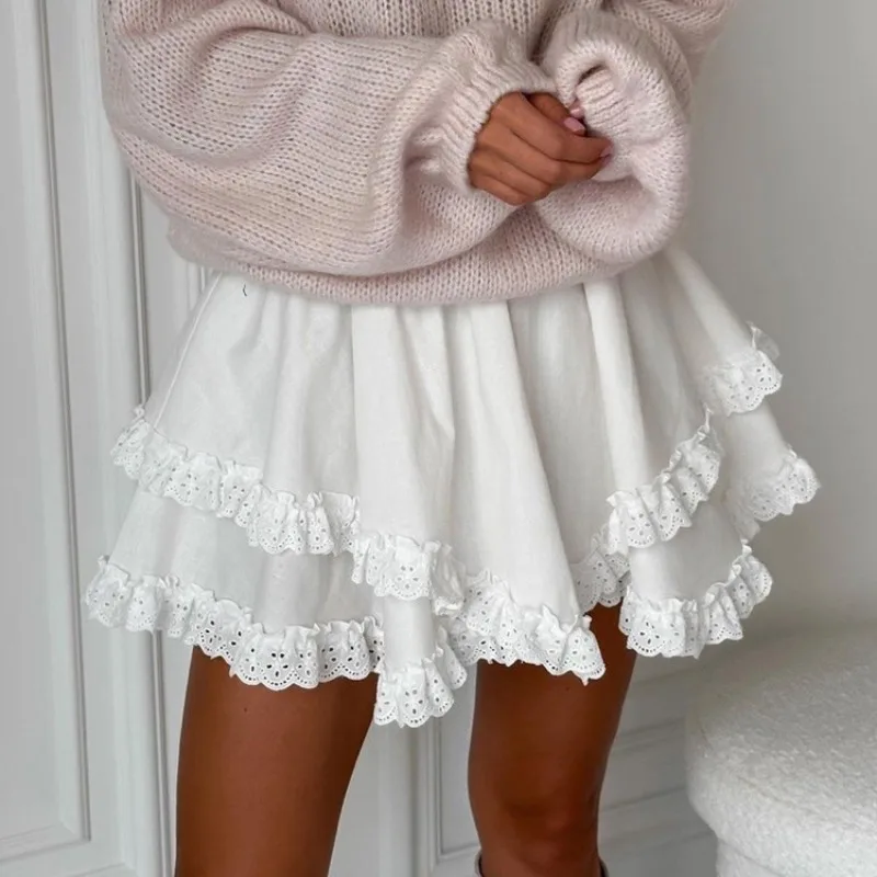 

Women's Fresh Sweet and Versatile White Short Half Skirt with Lace Splicing, A Design Sense High Waisted Tiered Half - Skirt