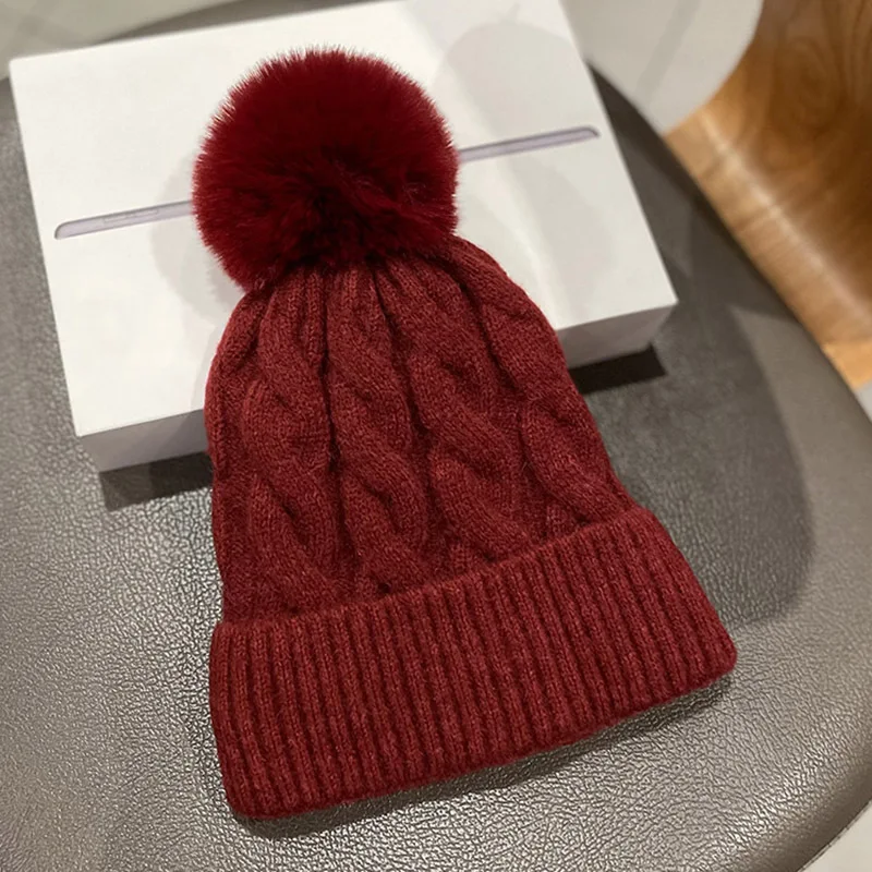 2024 Autumn Winter Men Women Knitted Hat Solid Skuilles Beanies Dad Cap Thick Warm Ski Beanies Caps Girls Cable Knit Pompom