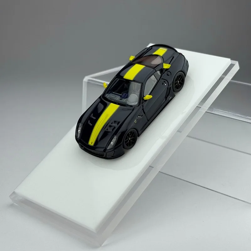 In Stock 1:64 599 GT 1/64 Resin Car Model Die-Cast Static Car Model Creative Decoration Item Holiday Gift