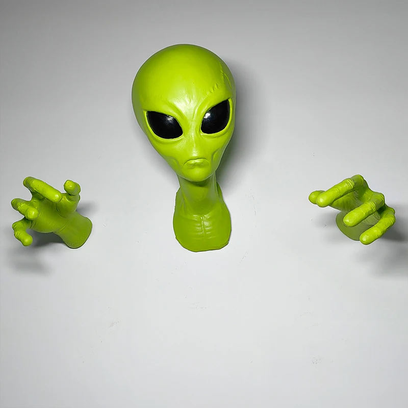 Green Alien  UFO Visitor 51 Area  Extraterrestrial Organism Monster  Study living room wall hanging ornament Sci-Fi Lover\'s Gift