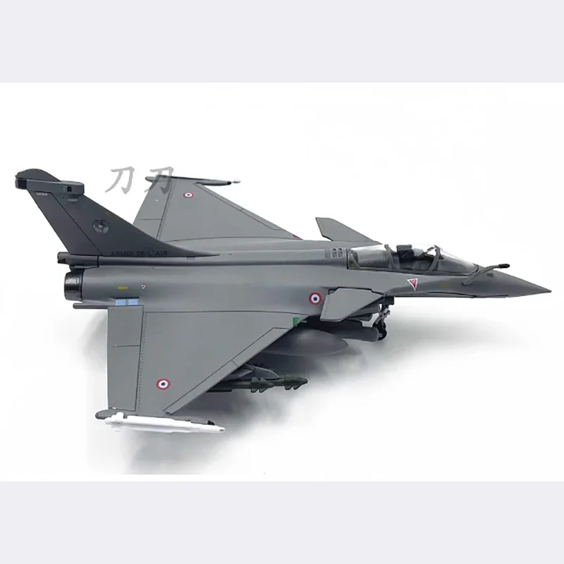 Diecast 1:100 Scale French Air Force Rafale C fighter Alloy Aircraft Finished Model Static Decoration Souvenir Gifts For Adult