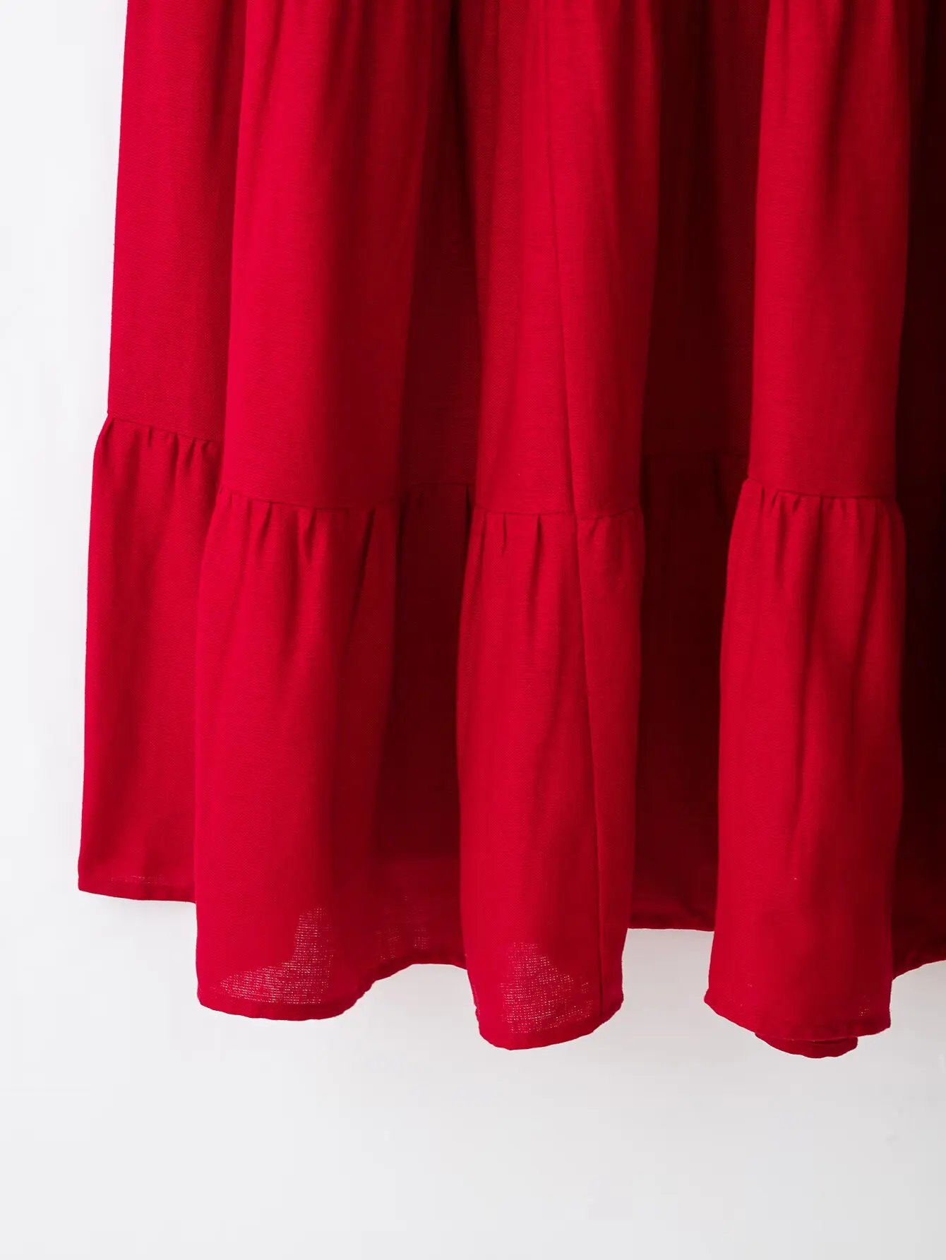 KONDALA Schicke Sommerliche Sexy Rote Damenanzüge mit Neckholder-Plissee-Weste + Langer Midirock mit Kordelzug – Modische Urlaubssets für Damen 2026 – Detail 19