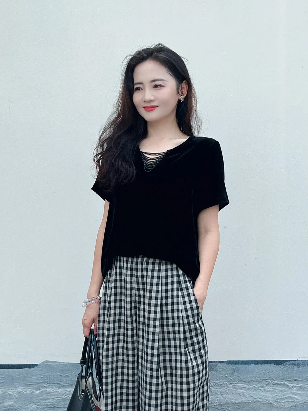 

Романтичная футболка из шелкового бархата с бахромой, укороченная, приталенная, универсальная, для дома, комфортная, для повседневной носки.