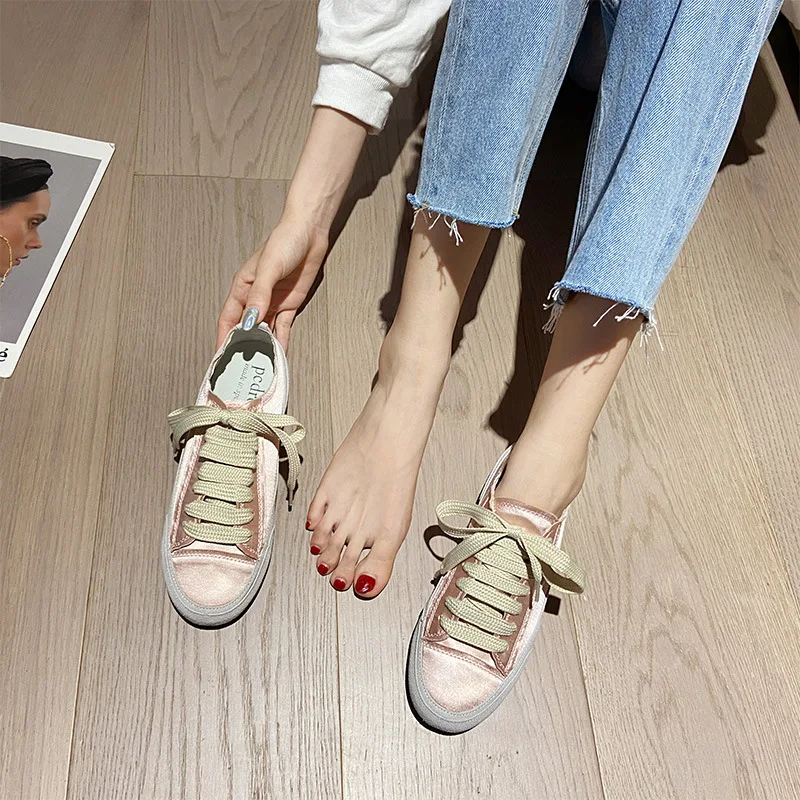 Zapatos planos blancos satinados para mujer, zapatillas informales de lona a la moda, novedad