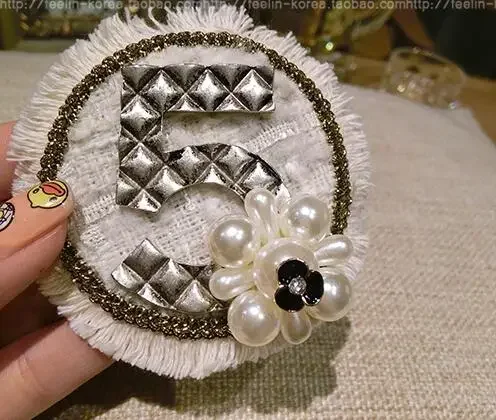 Big Retro No.5 Broo… - image